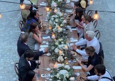 Corte-Interna-Cena-tavolo-unico